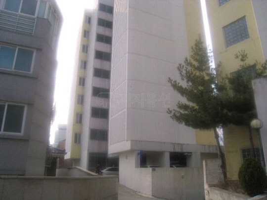 새주인 못찾은 갭투자자 속출…서울 아파트 경매건수 최고치 새주인 못찾은 갭투자자 속출…서울 아파트 경매건수 최고치